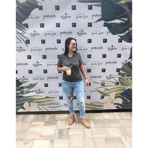 Meet your Posher, Sandra